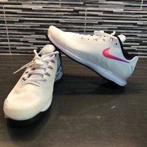 Nike Women’s Tennis Shoes